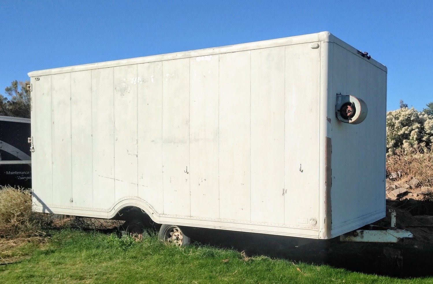 Enclosed trailer, double axle, barn doors, storage