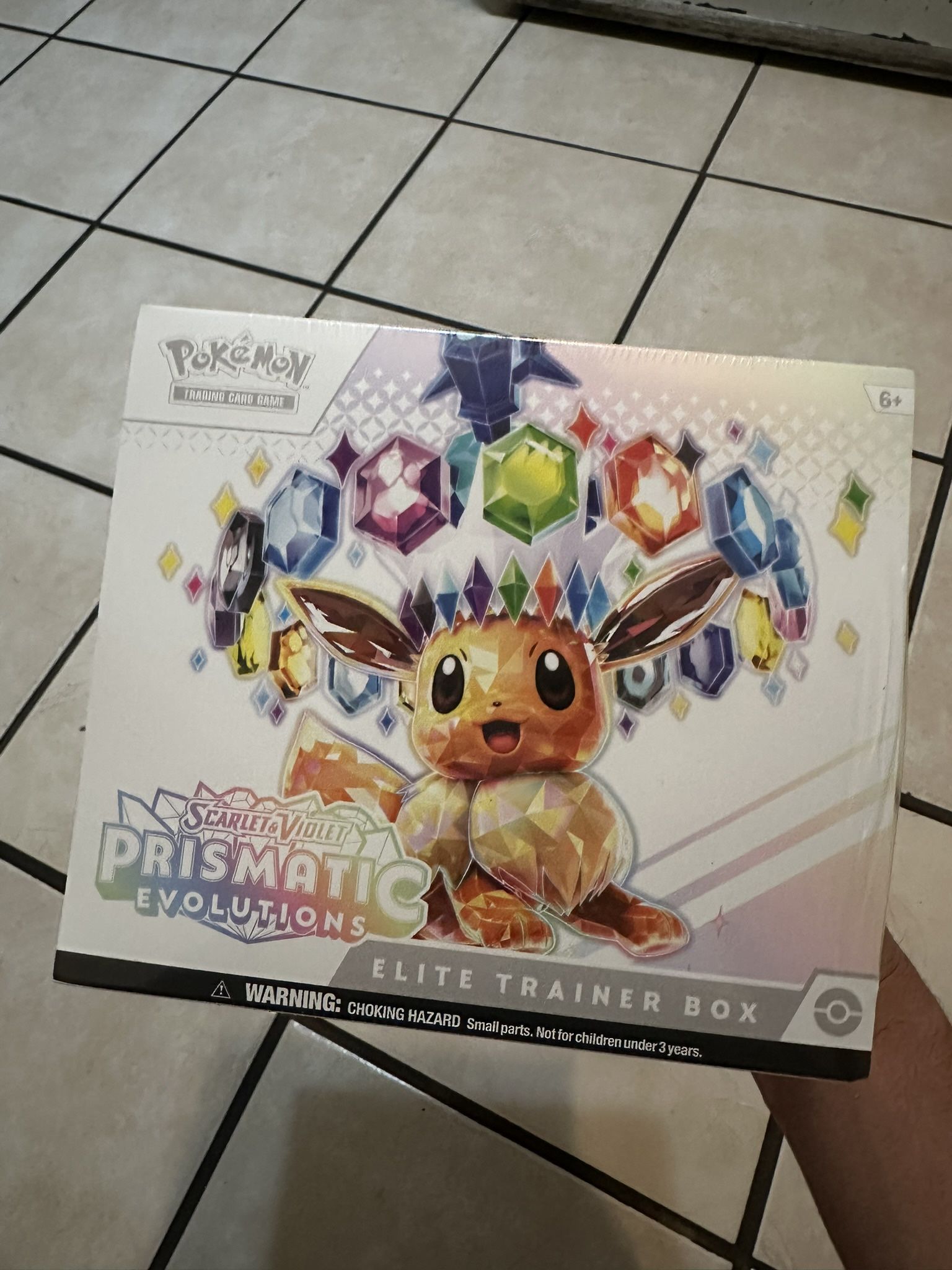 pokemon trading card game prismatic evolutions elite trainer Box and a complete set of card sleeves Scarlet & Violet: Prismatic Evolutions