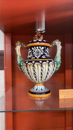 Renaissance Italian Majolica Twin-Handled Urn