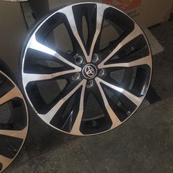 Toyota Corolla 2017 Rims