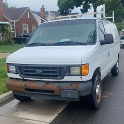 2003 Ford E250