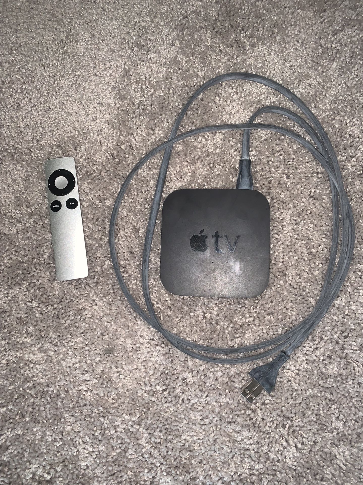 Apple TV (3rd Gen) w/ Remote