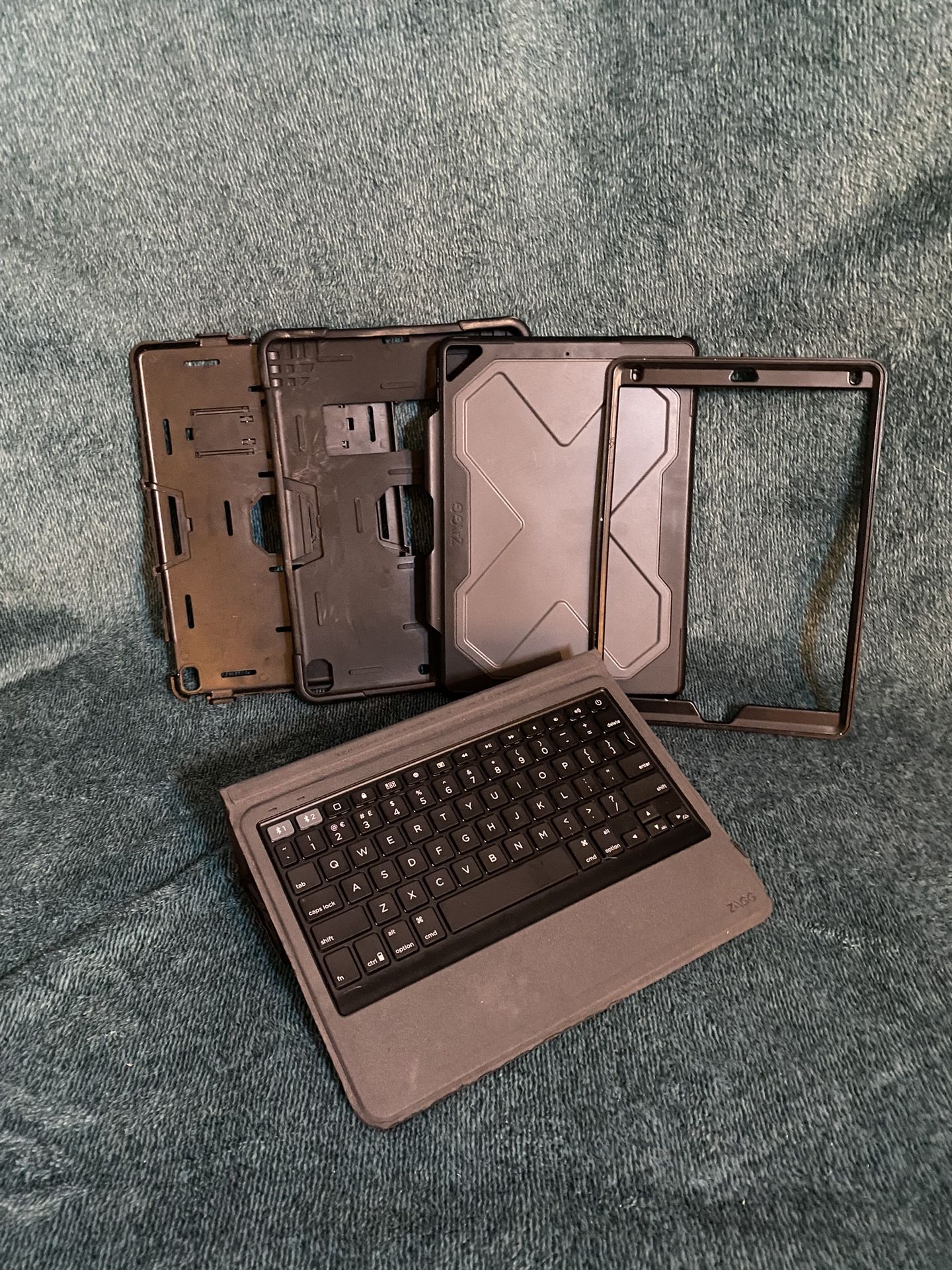 ZAGG 4 Piece iPad Case and Keyboard (w/ Stylus)