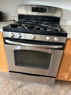 GE Stainless Steel Gas Range Stove