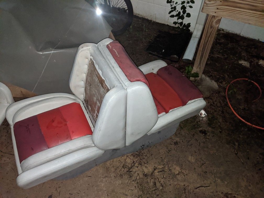 Boat seats
