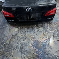 Trunk 2011 Lexus Is $200