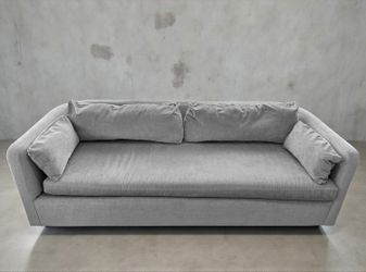 🛋  West Elm Sofa