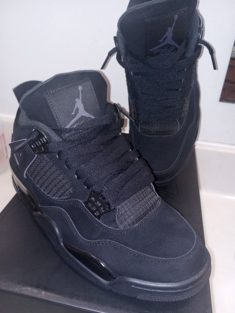 Air Jordan 4 Retros(BLACK CATS)