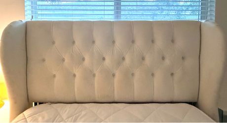 QUEEN upholstered tufted headboard
