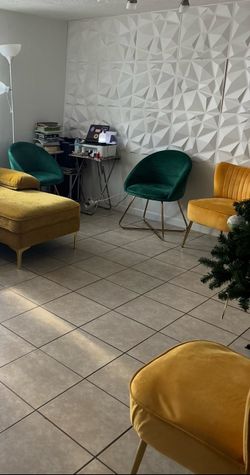 Accent chair