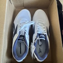 Reebok Training / Running Shoes – Men’s (White & Navy) – NEW