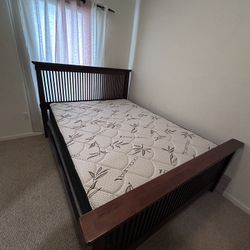 Queen Bed (no Mattress) 