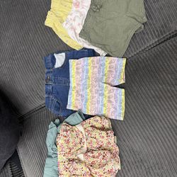 7 pairs of toddler girl bottoms