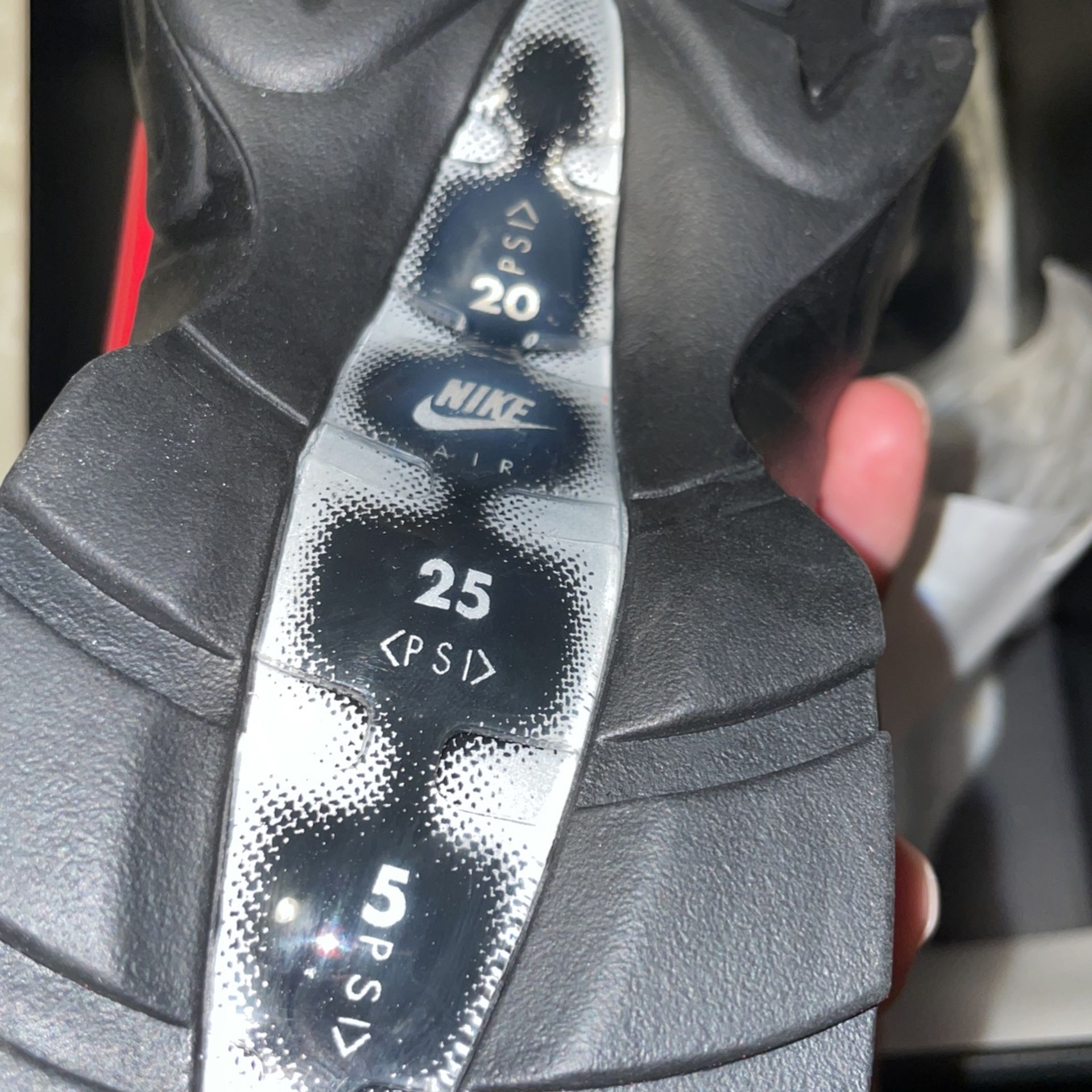 Nike Air max Lux Supreme Designer