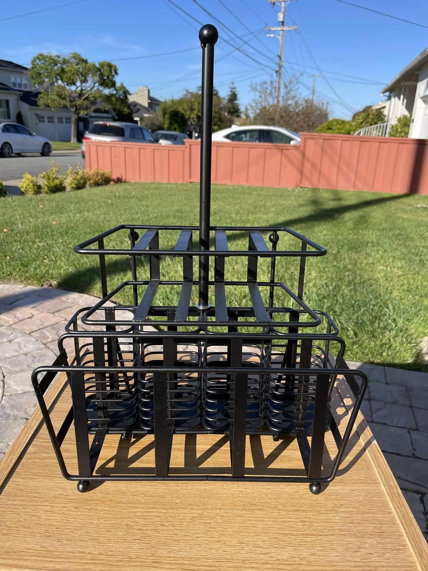 Like New Dishes Rack