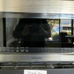 Microwaves Samsung LG Whirlpool up to 50% Off MSRP.