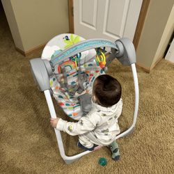 Bright Starts Baby Swing Jungle Animals