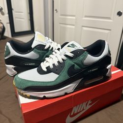 Nike Air Max George Green Men’s Size 10.5