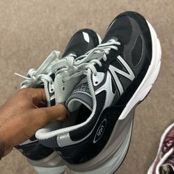 New Balance 990’s V6 Black & Burgundy
