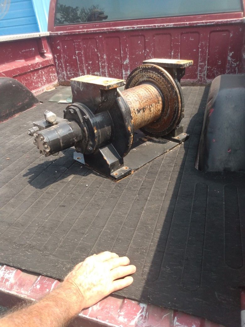 Braden 20,000lb. Hydraulic Winch