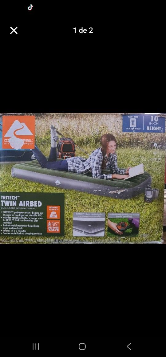 Inflatable bed Aprox 74 in x 39 in x 10 in NO PUMP INCLUDED