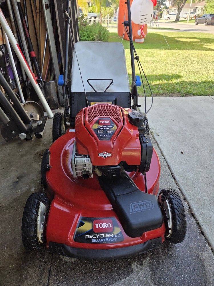 Toro 22" Gas Powered FWD Lawnmower