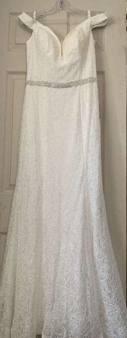 Beautiful wedding dress