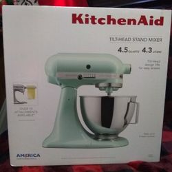 KitchenAid Mixer -mint- Retail -$450 **Brand New In Box Never Used Never Opened 