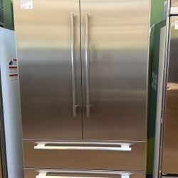 Thermador 42” built in refrigerator 