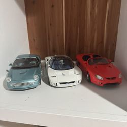 🔥 1:18 Diecast Car Collection – Camaro, Viper, Porsche, NASCAR + Bonus 🔥