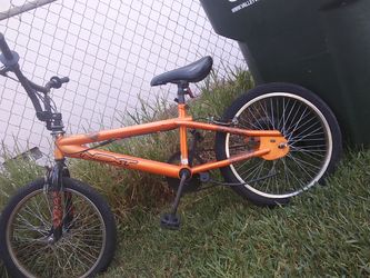 Next Intruder BMX Bike