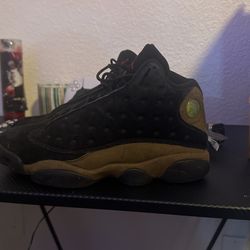 Jordan 13’s Black & Olive Green Size 9.5 , 8/10 Condition No Box Authentic