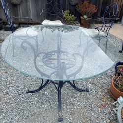 Metal Table & Chairs