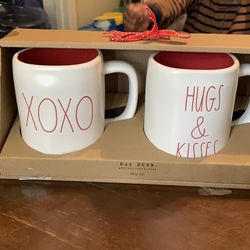 Rae Dunn Valentines Mug Set