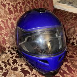 Unisex “Dot” Helmet
