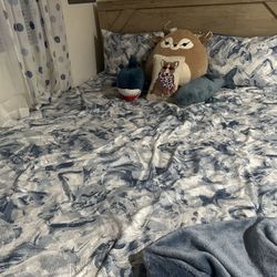 Queen Bedroom set 