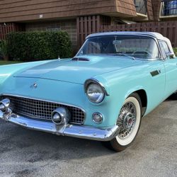 **1955 FORD THUNDERBIRD**