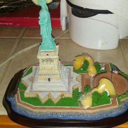 Statue of liberty