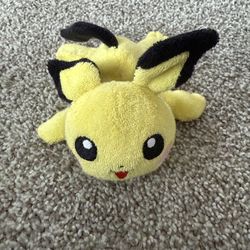 RARE VINTAGE Rare Pokemon Takara Tomy Kukuta Series Pichu Plush Toy