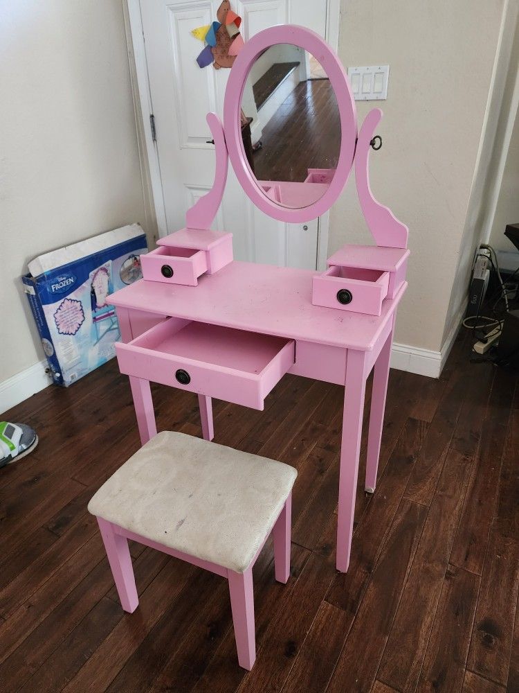 Vanity (Kids)