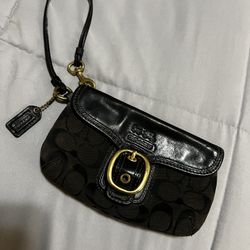 Coach Women’s Wristlet 