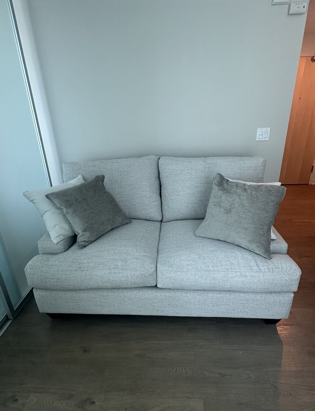 Harper Down Loveseat – Like New! (Living Spaces) 
