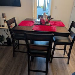Juego De Comedor De 4 Sillas De Madera 