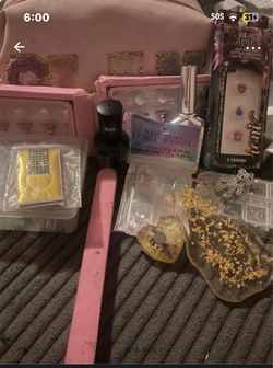 Nail kit
