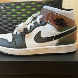 Jordan 1 Mid Heat Reactive Size 8