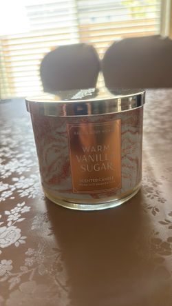 Bath and body works scented candle