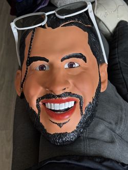 Realistic Hora Loca Mascot Costume Inspired by Bad Bunny – Party Entertainer Head for Weddings, Quinceañeras & Events