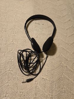 Black Wired On-Ear Headphones