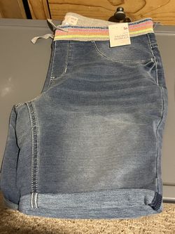 Girls Plus Size SO Mid Rise Bermuda Jean Shorts 18 Plus