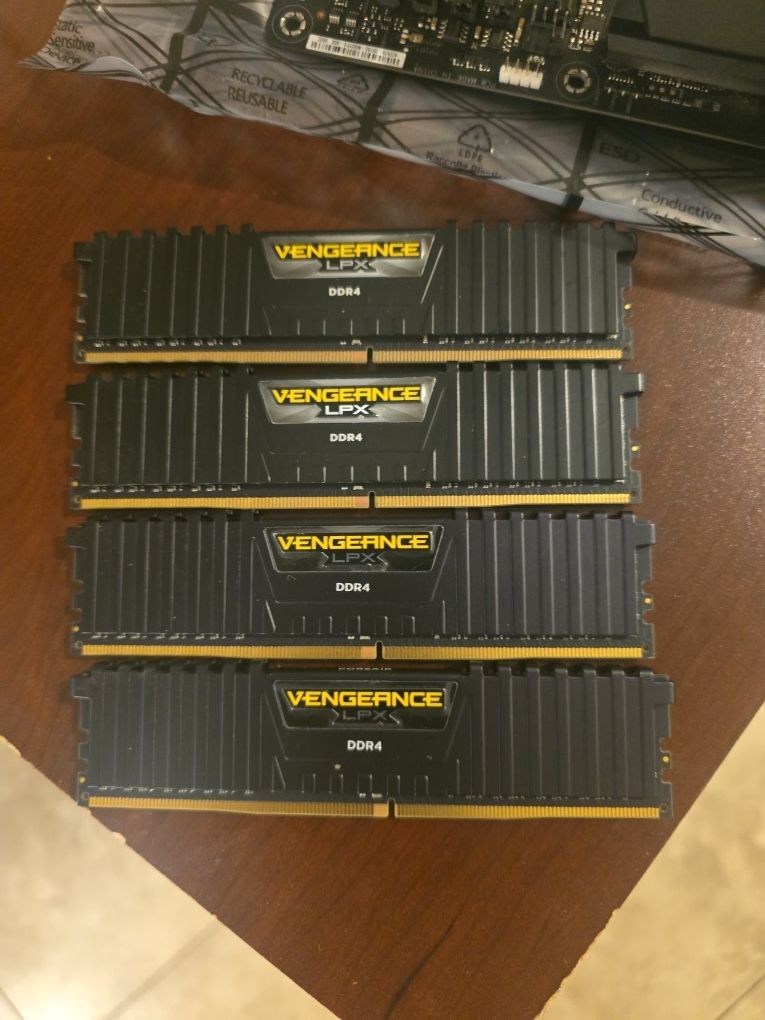 Corsair Vengeance LPX 32GB DDR4